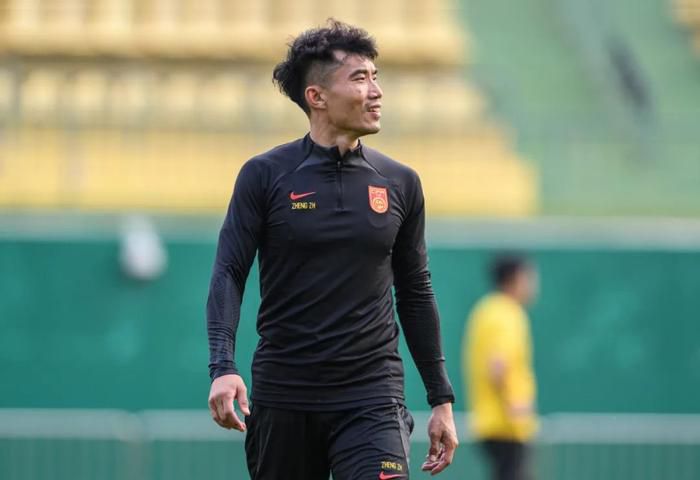 ”然而仇晟的回应平静而坚定：“我当时心情很平静。