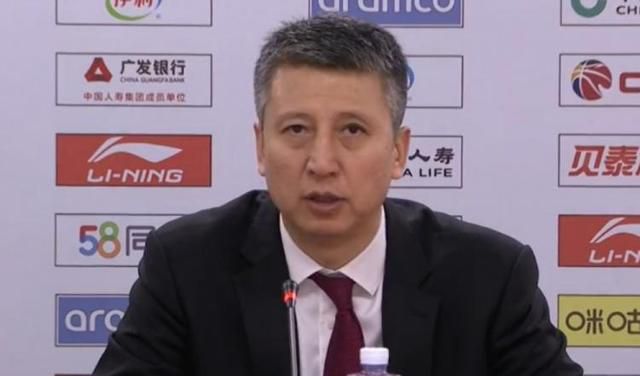 这次代言，明道赚进高达1500万台币的酬劳(约合人民币400万元)，荣 吴奇隆陈乔恩《跑男》玩穿越 baby扮最美