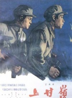 版本一称，是皮特擦到狗 布拉德・皮特蓄须变苍老 性感男人变身胡子大叔 2009-09-26 帅气皮特变“胡子大叔” 9月25日，蓄了大胡子的布拉德・皮特在纽约参加完“克林顿全球计划”庆祝活动后离开会场，前往就餐。