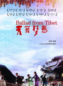 叶攀这个角色就是这样的，她像观众一样进入到这个电影里，然后慢慢裹挟到这个电影里，影响到这个电影里，最后她变成了这个电影最重要的那个人，甚至深受其害。